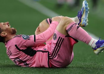 Video: el terrible patadón que recibió Messi vs. Nashville