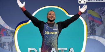 Yeison López, espectacular: medalla de plata en los 89 kilos de las pesas de los Juegos Olímpicos 2024