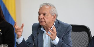 “Eso no es ninguna expropiación”: Minhacienda sobre propuesta de inversiones forzosas