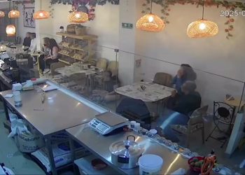 45 segundos de terror: dueños y clientes de reconocida panadería en Bogotá vivieron angustiante situación