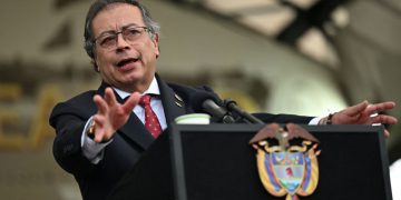 Gustavo Petro convoca a movilizaciones y revela puntos clave de una eventual constituyente: la corrupción sería el delito más severamente castigado en Colombia.