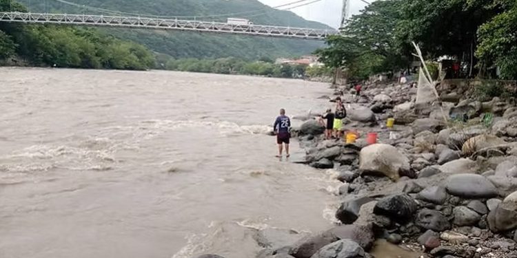Cayó el ‘Coco’ de la droga en el Tolima: utilizaba un punto del río Magdalena para distribuir estupefacientes.
