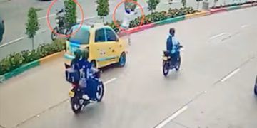 Motorizados atacaron a tiros la cárcel Modelo de Barranquilla tras el ingreso de su director: el hecho quedó registrado en video