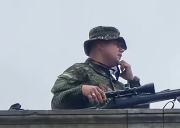 El esquema de seguridad de Petro solicitó ubicar a dos militares en la terraza del Congreso durante las marchas, pero no fue una orden del Gobierno