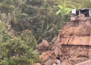 Fuertes lluvias provocan deslizamientos en Moniquirá: una grieta partió el terreno en la vereda Pajales.