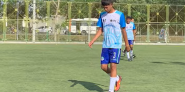 La historia de Jesús Cárdenas, el joven futbolista que se volvió viral tras debutar con Boyacá Chicó y aspira a jugar en Junior de Barranquilla.