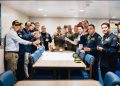 La Armada se pronuncia sobre el brindis con De la Espriella a bordo de un buque ARC que generó críticas: “Hace parte de las tradiciones”